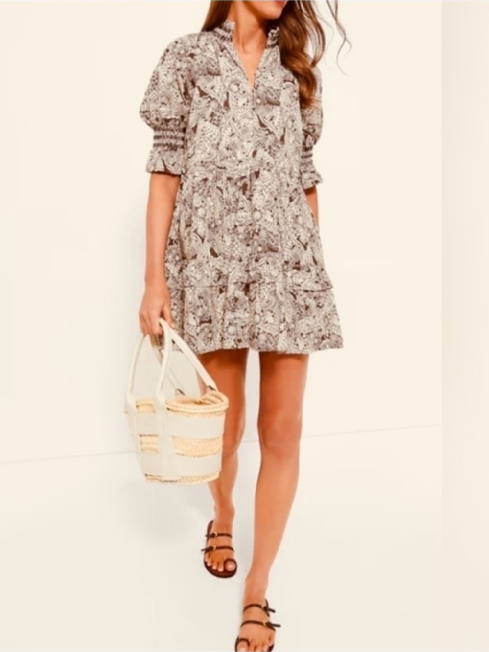 Tuckernuck Hyacinth House Brown
Floral Sawyer Mini Dress Size XXL NWT